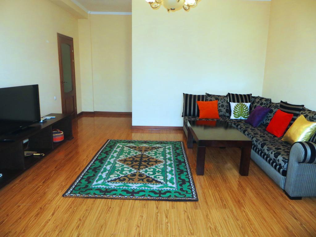 Bishkek House Apartament Exteriör bild